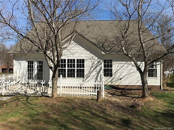 5th image of 7272 Oxford Bluff Dr #103
