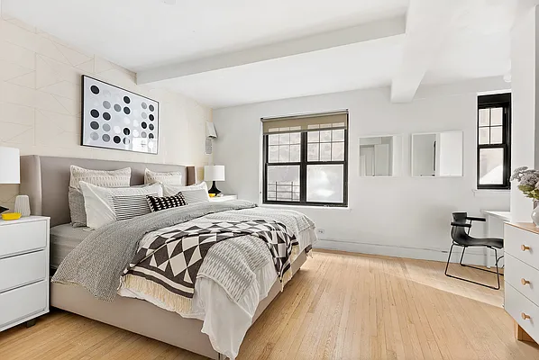 Sold by Compass | media 4