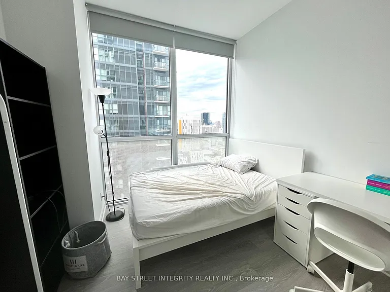181 Dundas St E #3610 — Photo 8
