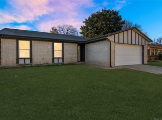 2702 S Bahama Ave W, Sand Springs, OK 74063