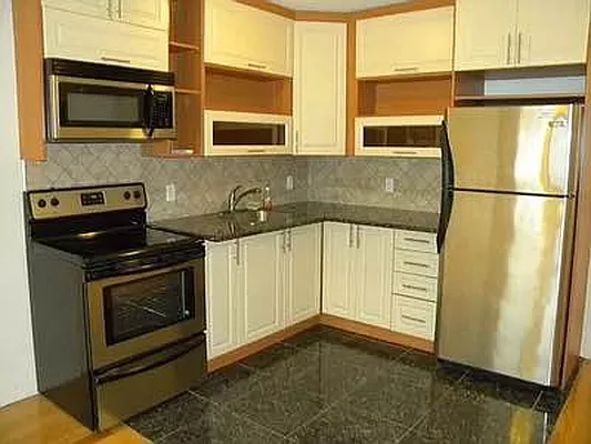 Rented by Compass | media 13