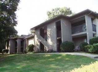 2871 Regal Cir, Birmingham, AL 35216