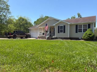 288 Golden Pond Ave, Oak Grove, KY 42262
