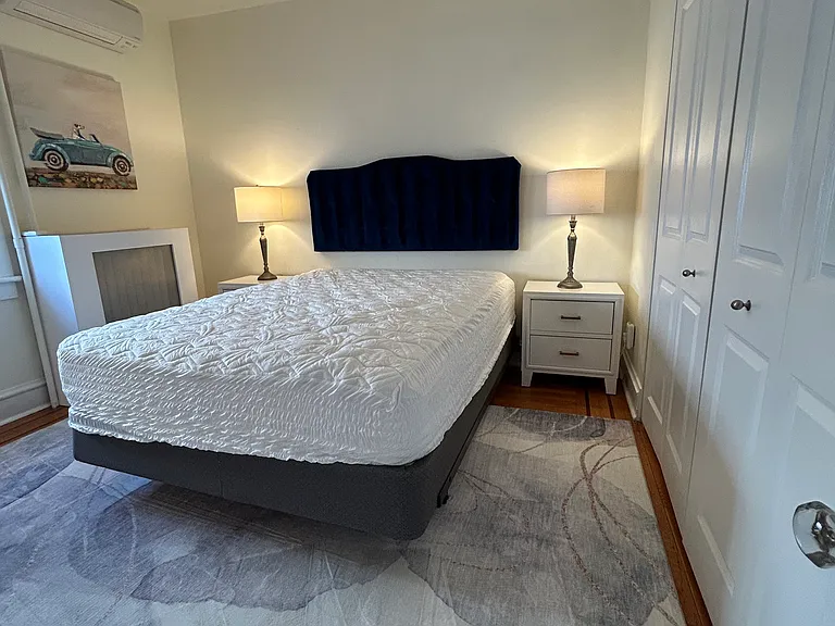 23 N Rosborough Ave — Photo 11
