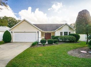 914 Pasadena Way, Lady Lake, FL 32159