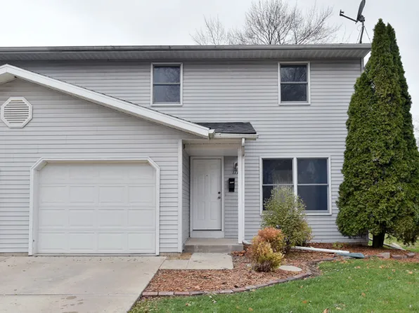 1713 Guion St, Ottawa, IL 61350