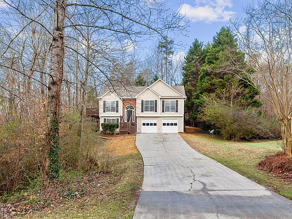 2nd image of 3900 Piper Glen Dr