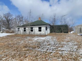 217 Ashley St, Harrison, MI 48625
