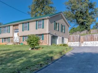 242 Seminole Rd, Bristol, VA 24201