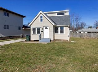 3210 Snow Rd, Parma, OH 44134