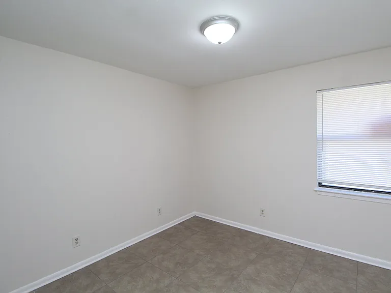 5207 Charbar Dr #B — Photo 7