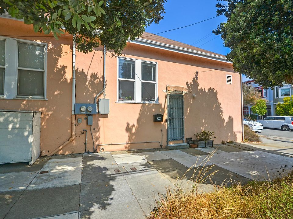 1st image of 208 Flood Ave