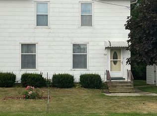 104 1st St SW, Badger, IA 50516