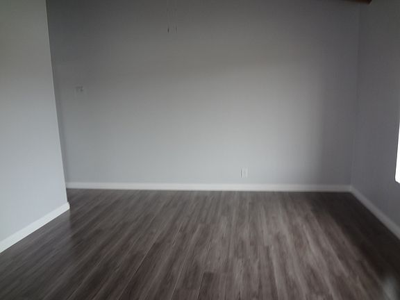 4th image of 6346 Middleton Ave #M