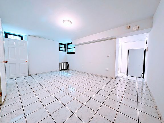 3rd image of 410 Clinton Ave APT A2