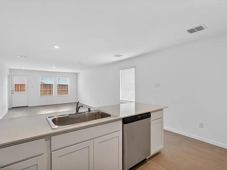 1601 Elliott Rd — Photo 9