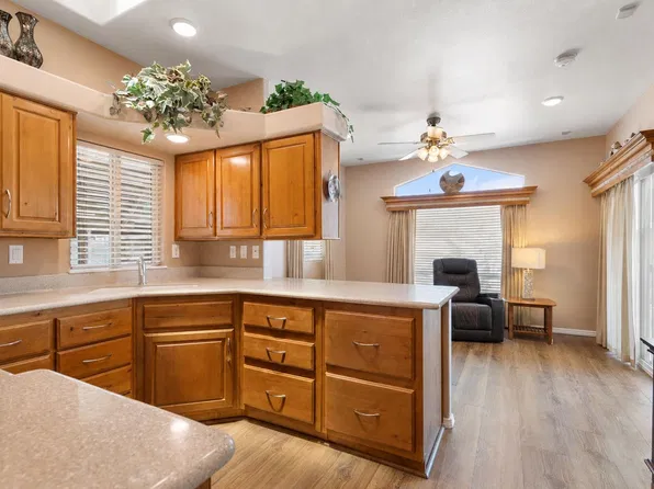 7750 E Broadway Rd Lot 894, Mesa, AZ 85208