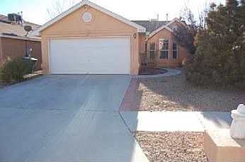 2nd image of 961 Avenida Las Vistas NW