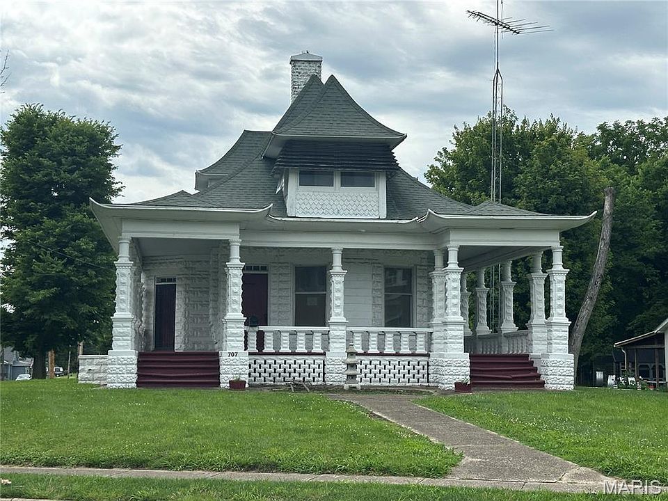 1st image of 707 N Main St