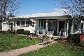 1st image of 152 Bartley St