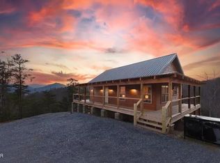 2862 Indigo Ln, Sevierville, TN 37862