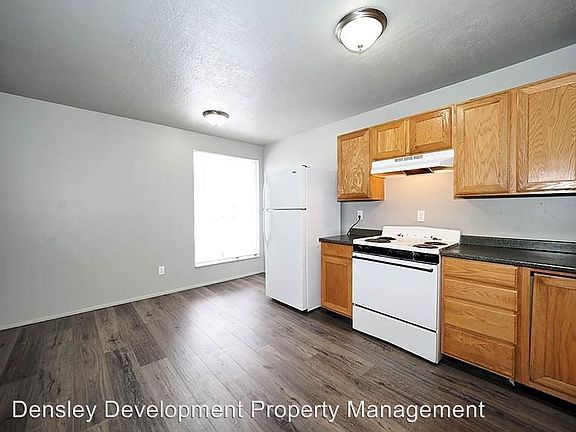 4th image of 1805 W Shannon Cir Unit 83