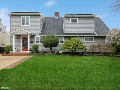 34 Sprucewood Drive, Levittown, NY, 11756