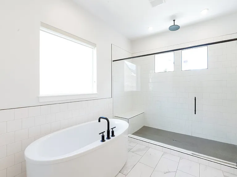 1916 W Oakridge Dr — Photo 17