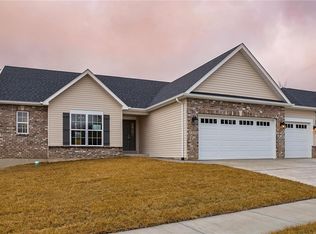 1715 Sophia Grace Ln, Fenton, MO 63026