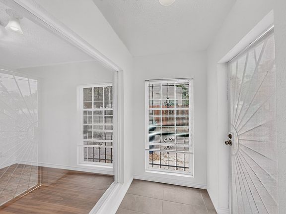 3rd image of 7928 Norvell Dr