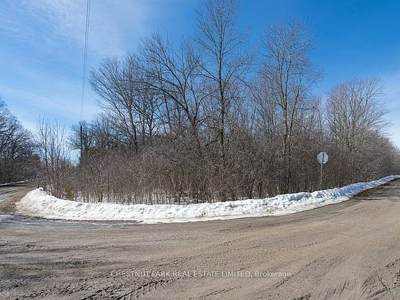 3rd image of 206 Simpson Rd