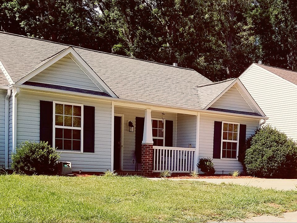 1st image of 1391 Pampas Cir