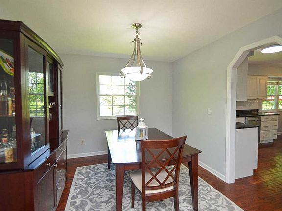 5th image of 6970 Devon Dr