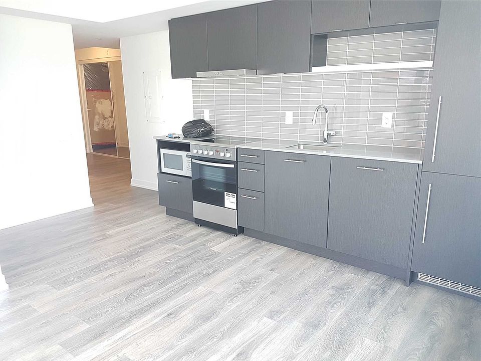 2nd image of 365 Church St #1003