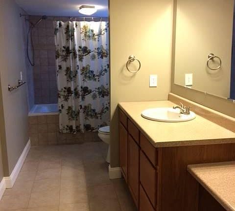 5th image of 9 Oakland Ave APT 2E