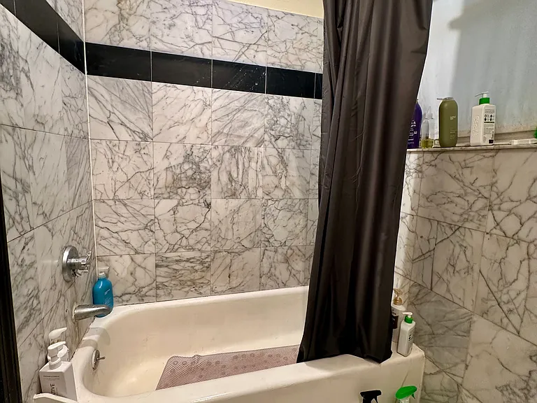 56 Park Vale Ave — Photo 12