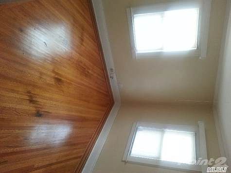 5th image of 20926 Bardwell Ave