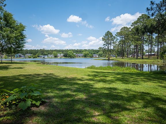 4th image of 120 S Lake Dr