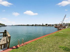 8600 Byron Ave, Miami Beach, FL