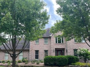 5183 Northwood Dr, Columbus, IN 47201