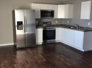 400 3rd St NW #304, Pelican Rapids, MN 56572