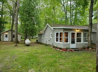 316 Oak Tree Dr, Lake, MI 48632