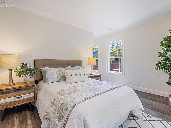 5th image of 1109 Sir Francis Drake Blvd
