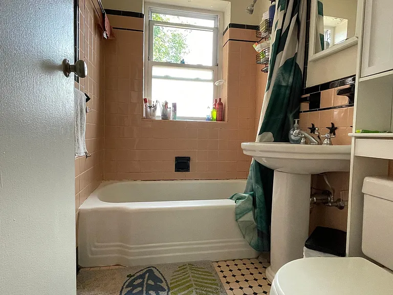 98 Morton St #60C — Photo 10