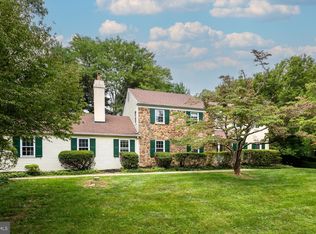 500 Fox Run Ln, Bryn Mawr, PA 19010