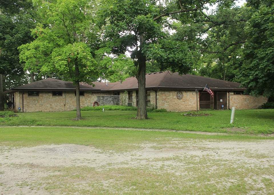 1st image of 5221 W County Road 500 N