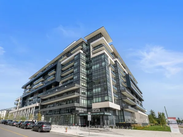395 Dundas St W #601, Oakville, ON L6M 4L9