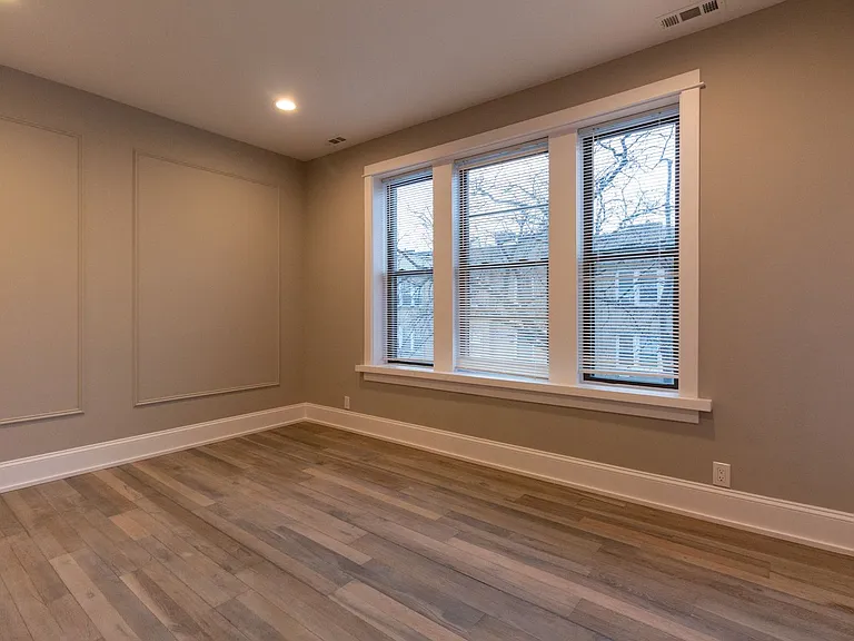 3549-51 N Hamlin Ave #3755-57 — Photo 9