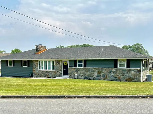 710 Walnut St, Bangor, PA 18013