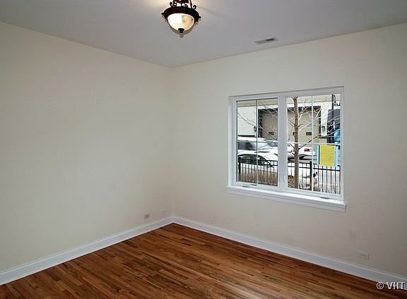 5th image of 1193 S Grove Ave Unit 04